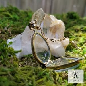 Vintage Tear drop glass locket, gold